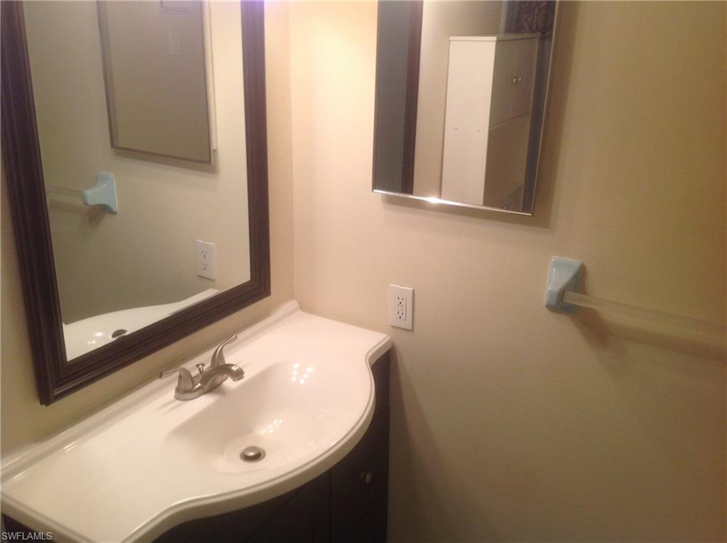 GLADES COUNTRY CLUB - Residential