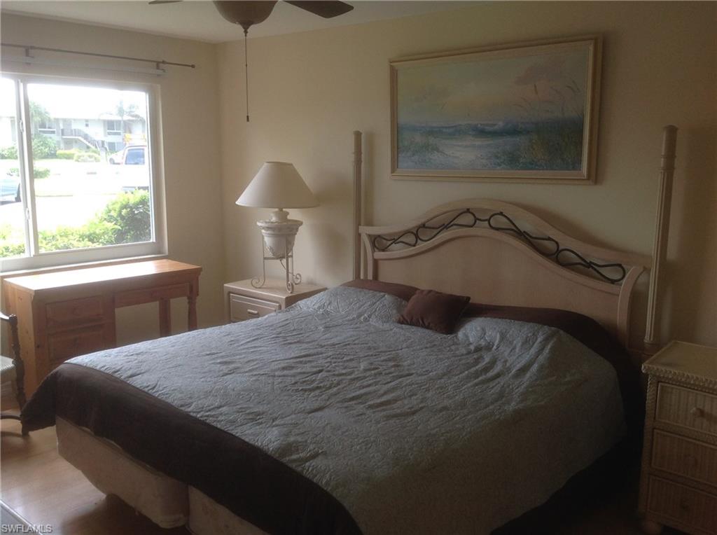 GLADES COUNTRY CLUB - Residential