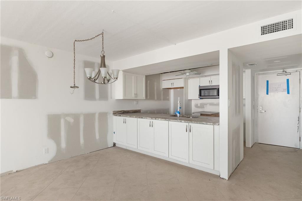 SUNDIAL OF SANIBEL - Residential