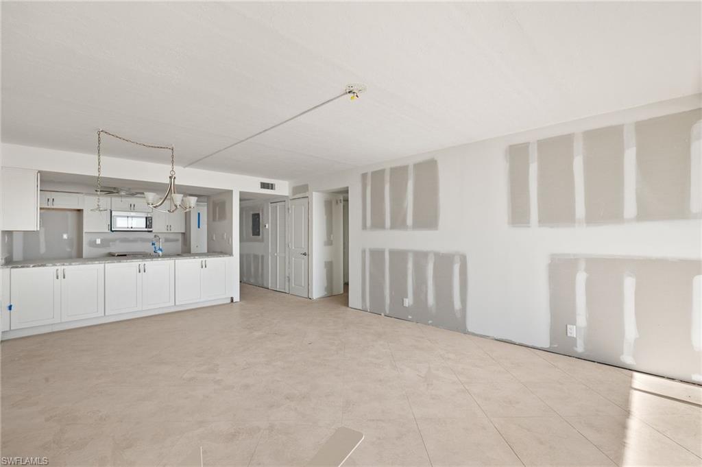 SUNDIAL OF SANIBEL - Residential