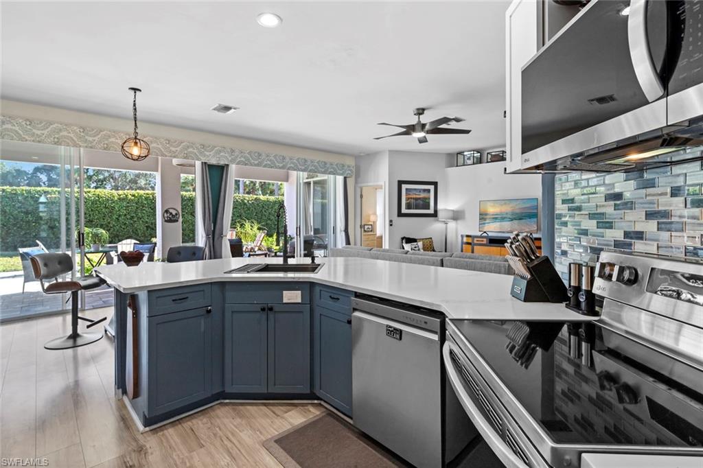 SILVERLAKES - Residential