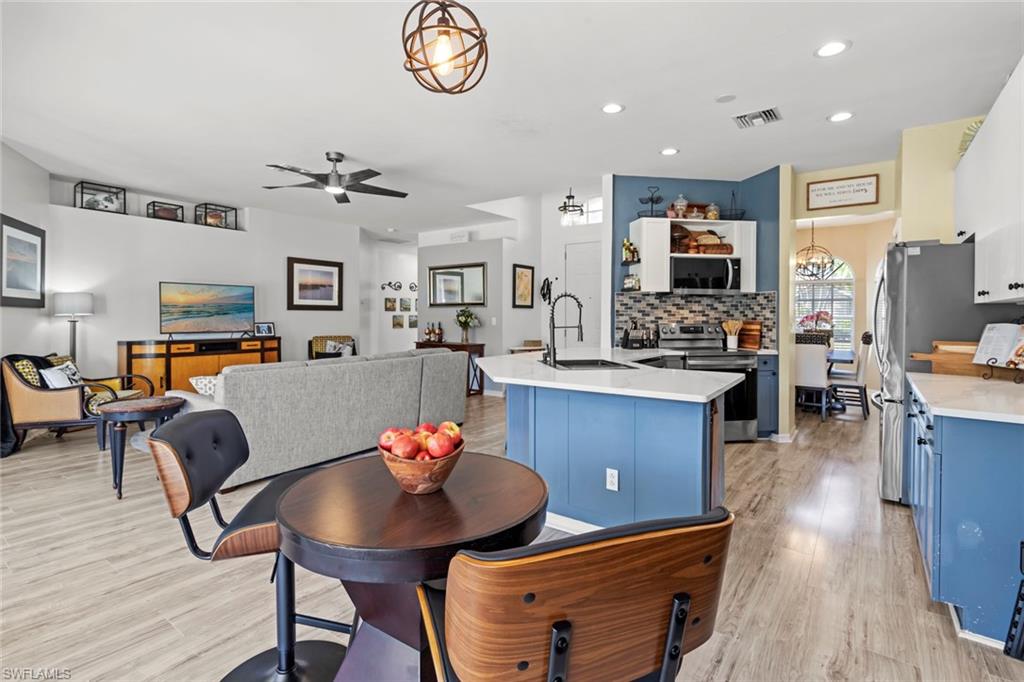 SILVERLAKES - Residential