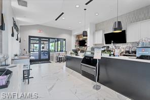 ESPLANADE LAKE CLUB - Residential Lease