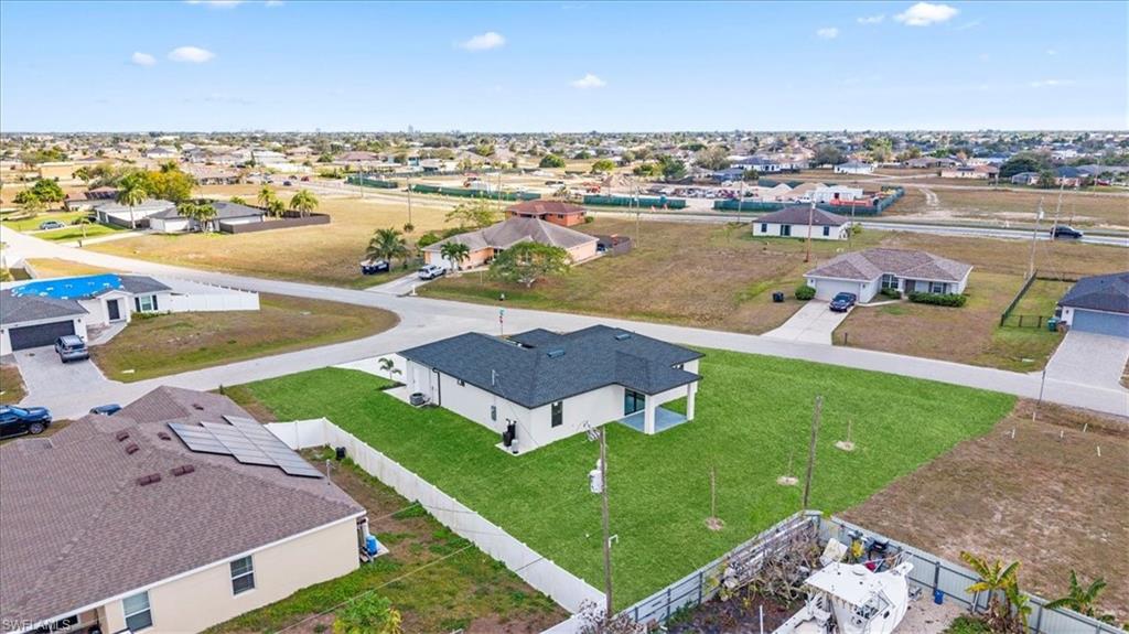 CAPE CORAL - Residential