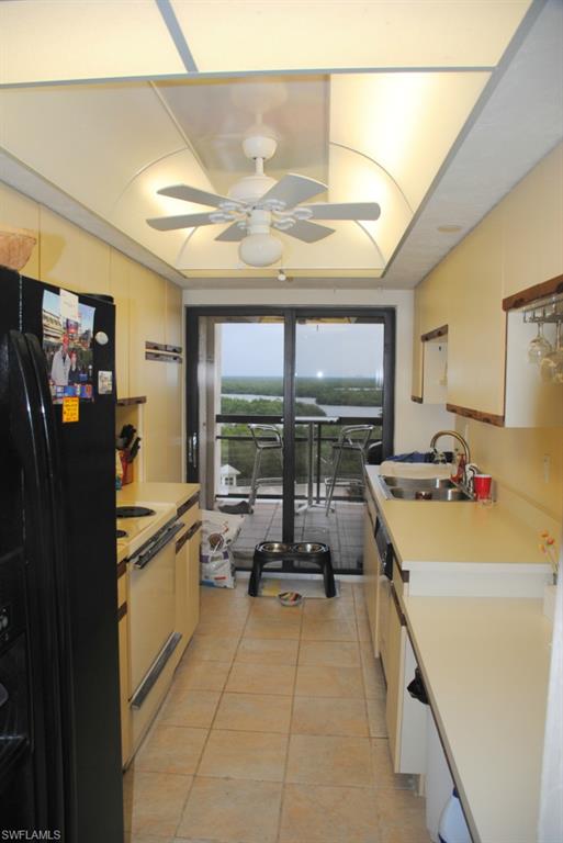 BOARDWALK CAPER - Residential