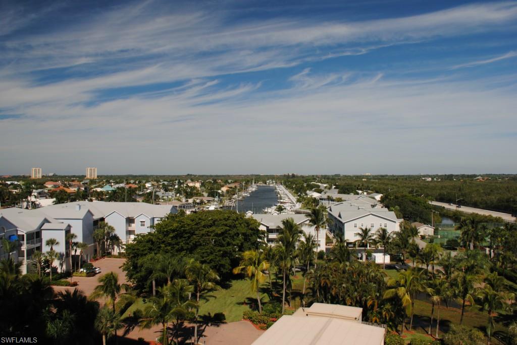 BOARDWALK CAPER - Residential