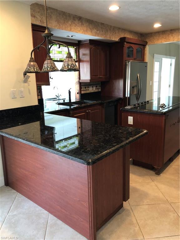 RIDGEVIEW ESTATES - Residential