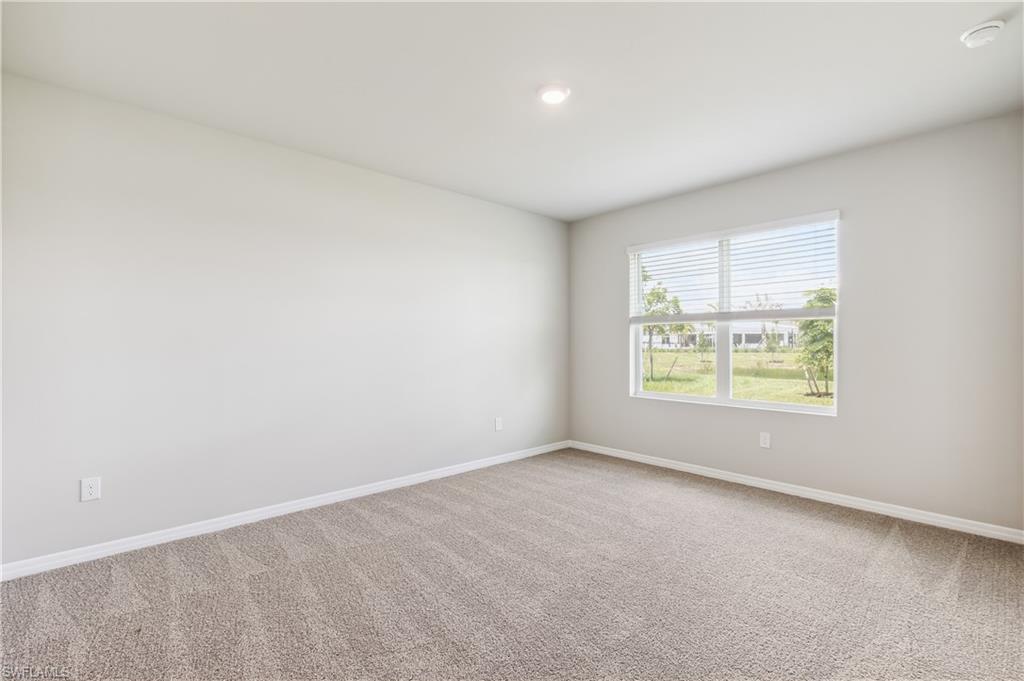 CORAL BAY - Residential