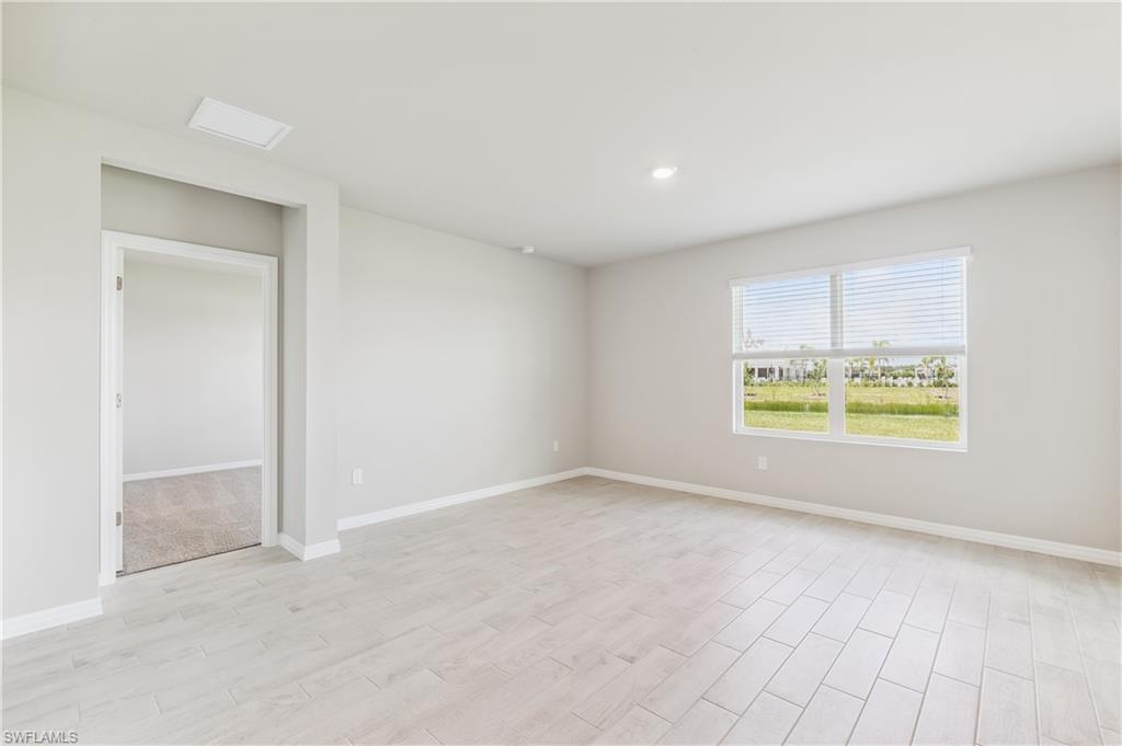 CORAL BAY - Residential