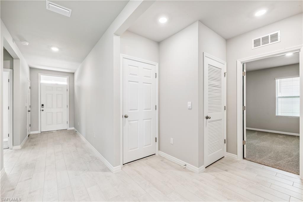 CORAL BAY - Residential