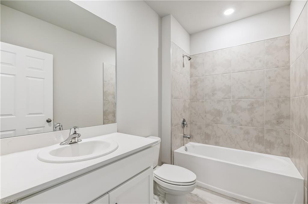 CORAL BAY - Residential