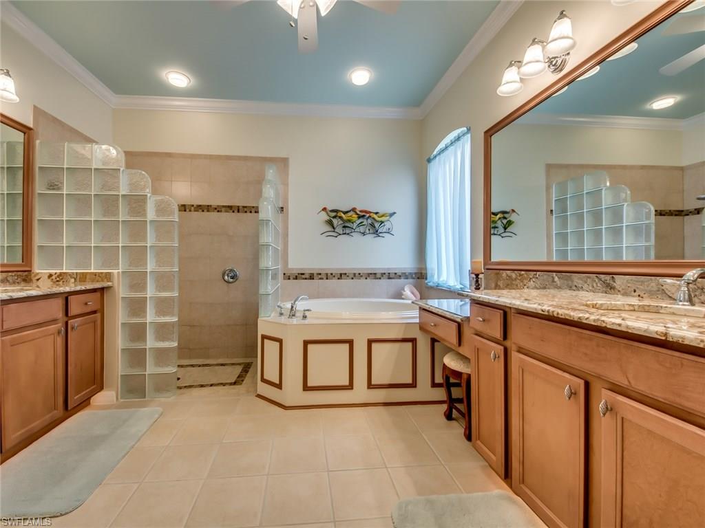 CASA DEL LAGO - Residential