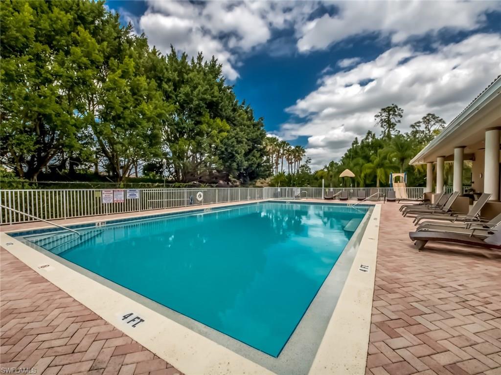 CASA DEL LAGO - Residential