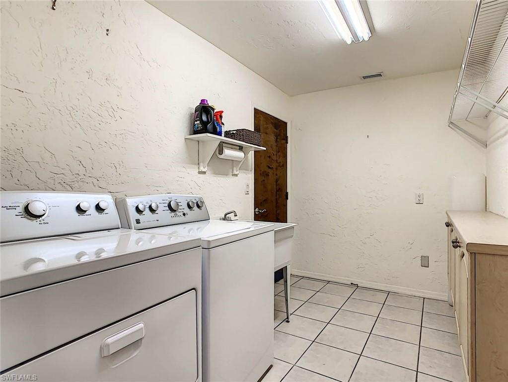 YACHT CLUB - Residential