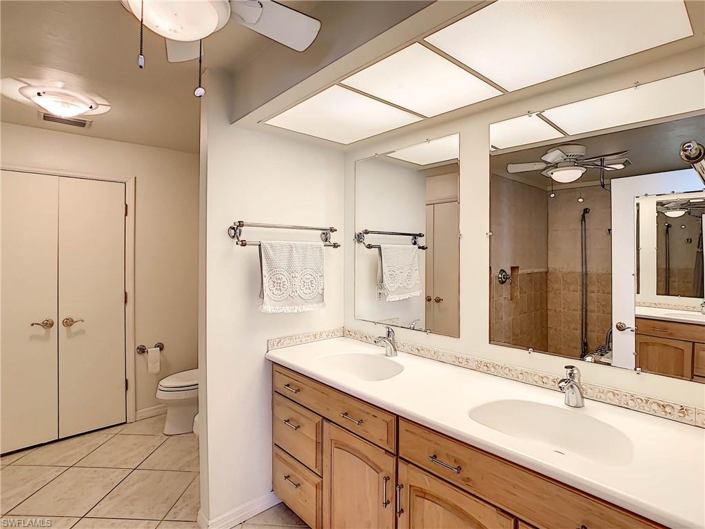 YACHT CLUB - Residential