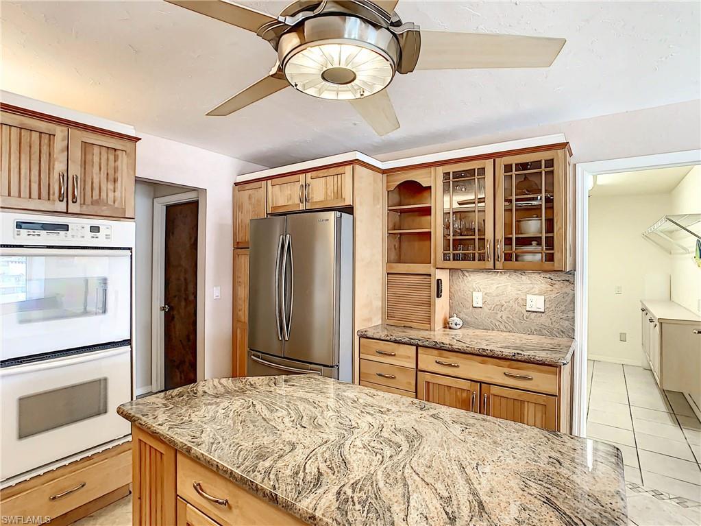 YACHT CLUB - Residential