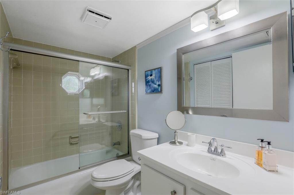 GLADES COUNTRY CLUB - Residential