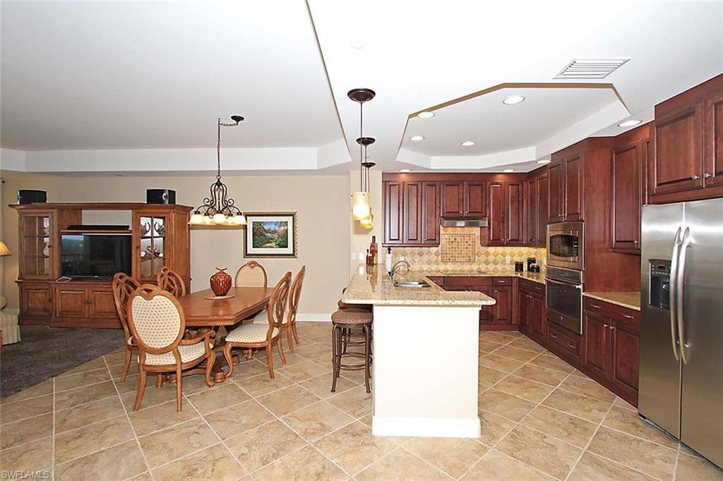 VISTA POINTE - Residential