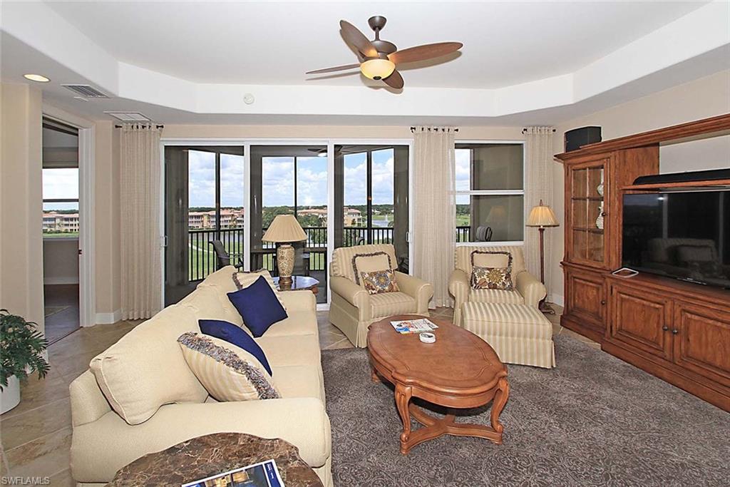 VISTA POINTE - Residential