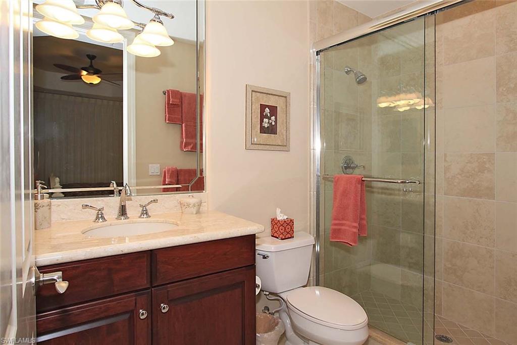 VISTA POINTE - Residential