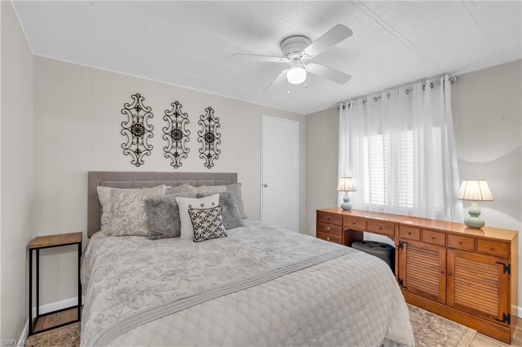 SIX LAKES COUNTRY CLUB - Residential