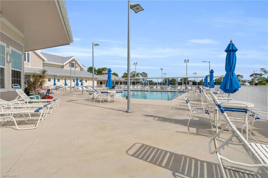 SIX LAKES COUNTRY CLUB - Residential