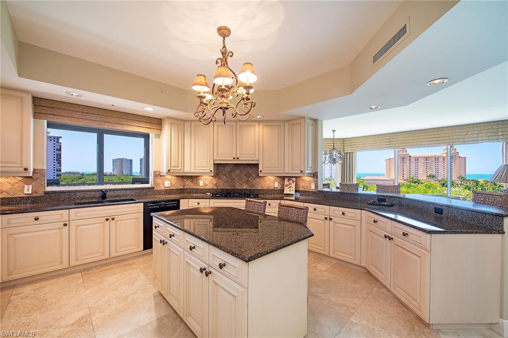 TRIESTE AT BAY COLONY - Residential