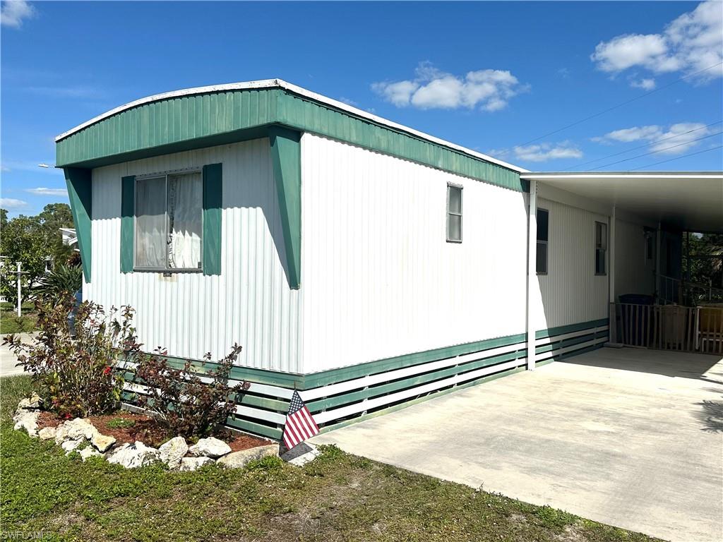 IMPERIAL HARBOR - Residential