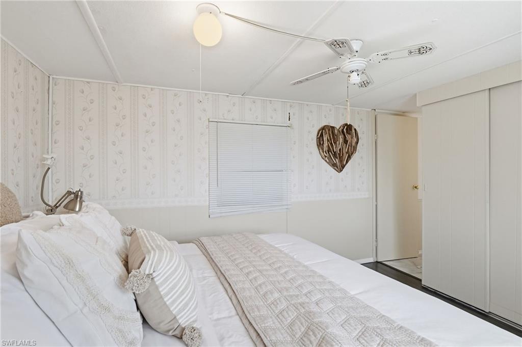 HITCHING POST MOBILE HOME PARK - Residential Lease