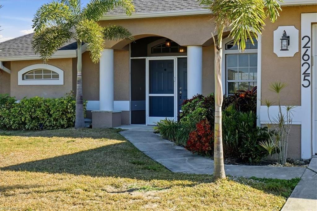 CAPE CORAL - Residential