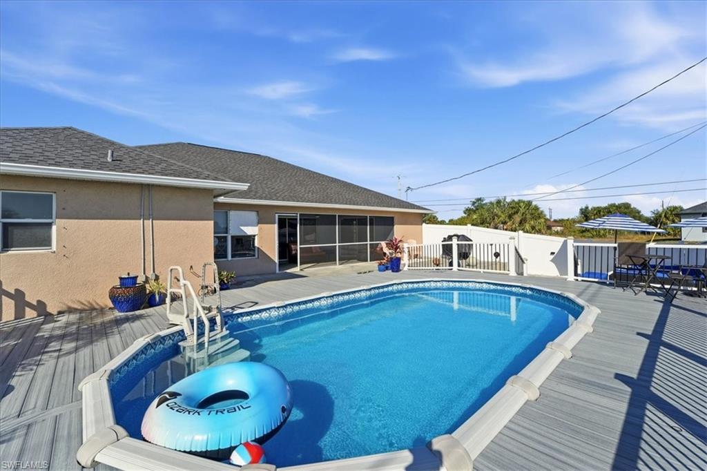 CAPE CORAL - Residential