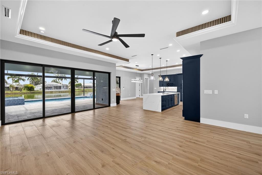 FAIRWAY ESTATES - Residential