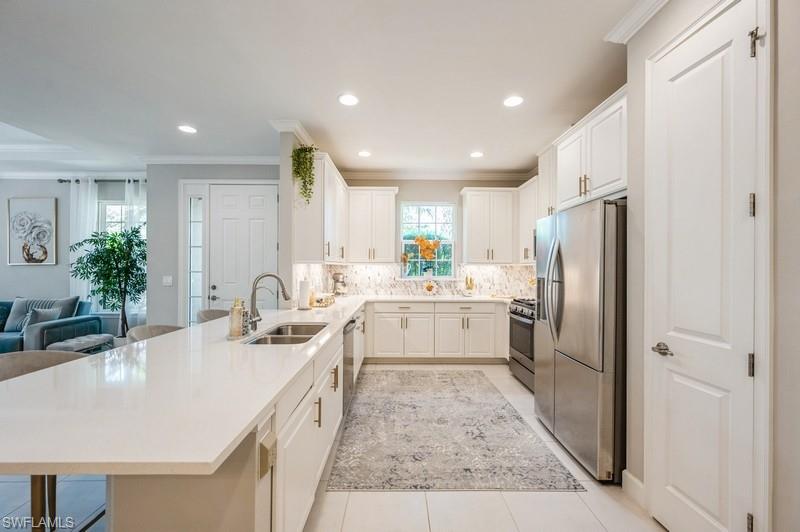 ESPLANADE AT HACIENDA LAKES - Residential