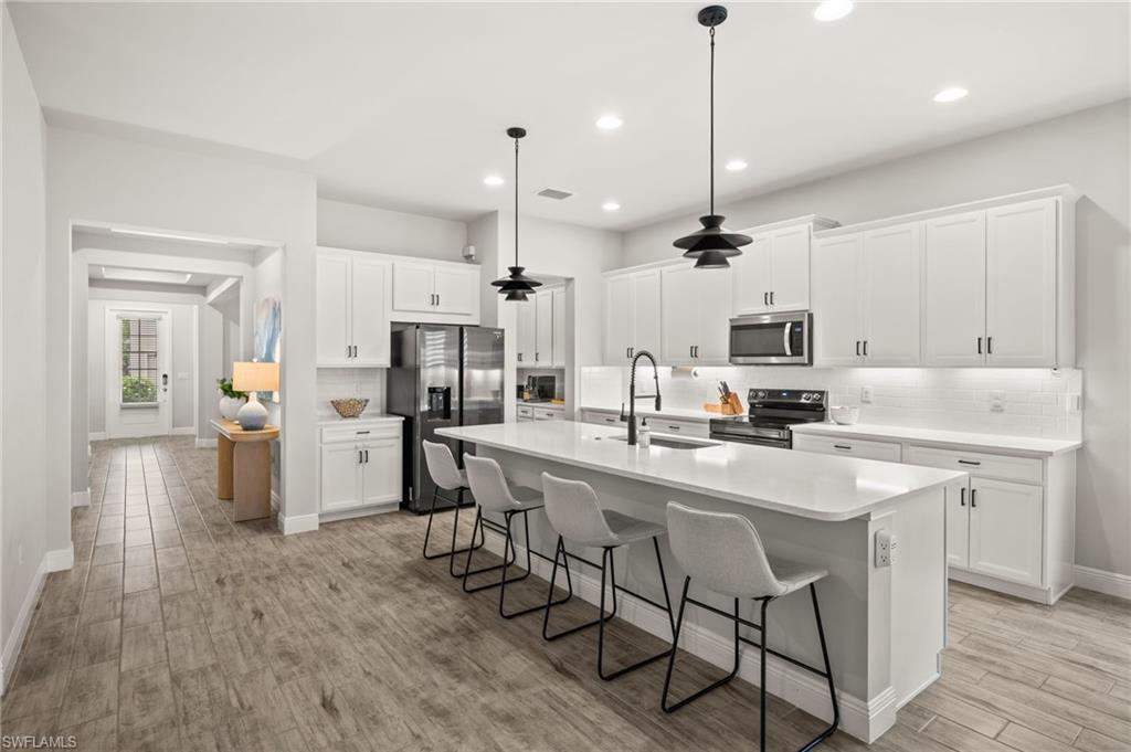 COMPASS LANDING - Residential Lease