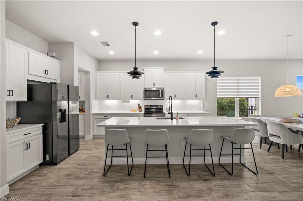 COMPASS LANDING - Residential Lease