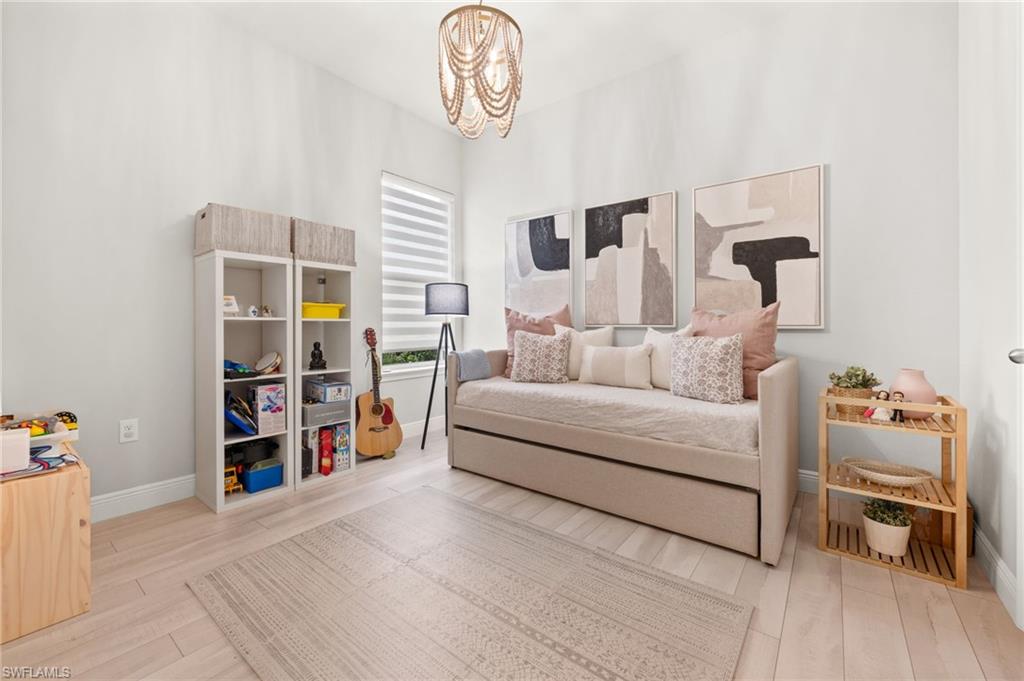 COMPASS LANDING - Residential Lease