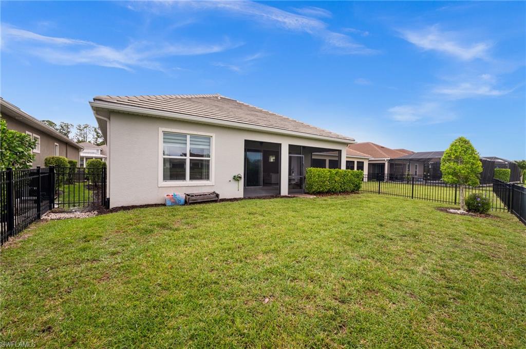 COMPASS LANDING - Residential Lease