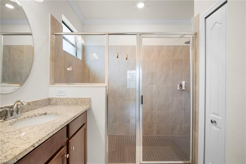 PORTICO - Residential