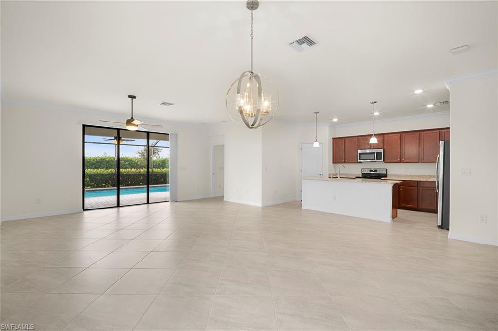 PORTICO - Residential