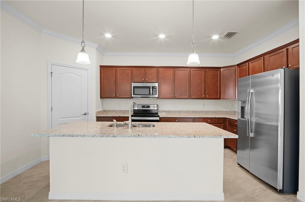 PORTICO - Residential