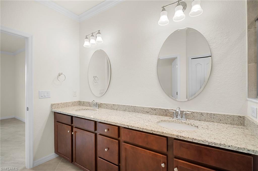 PORTICO - Residential