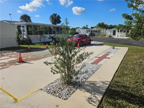 11 Pearl Dr, Naples, FL 34114 - #: 224010447