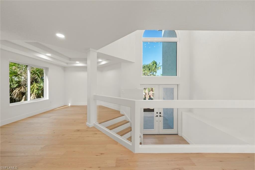 KINZIE ISLAND - Residential