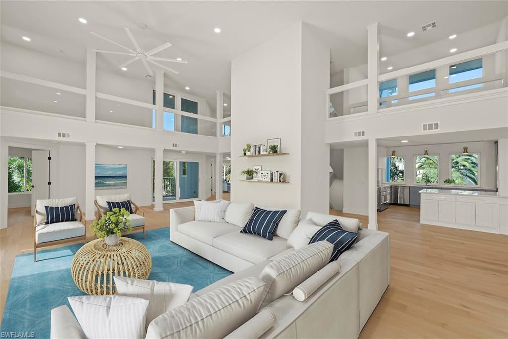 KINZIE ISLAND - Residential