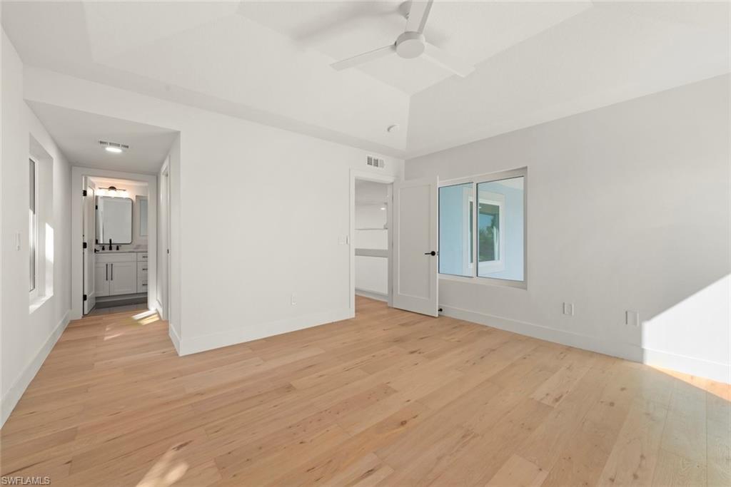 KINZIE ISLAND - Residential