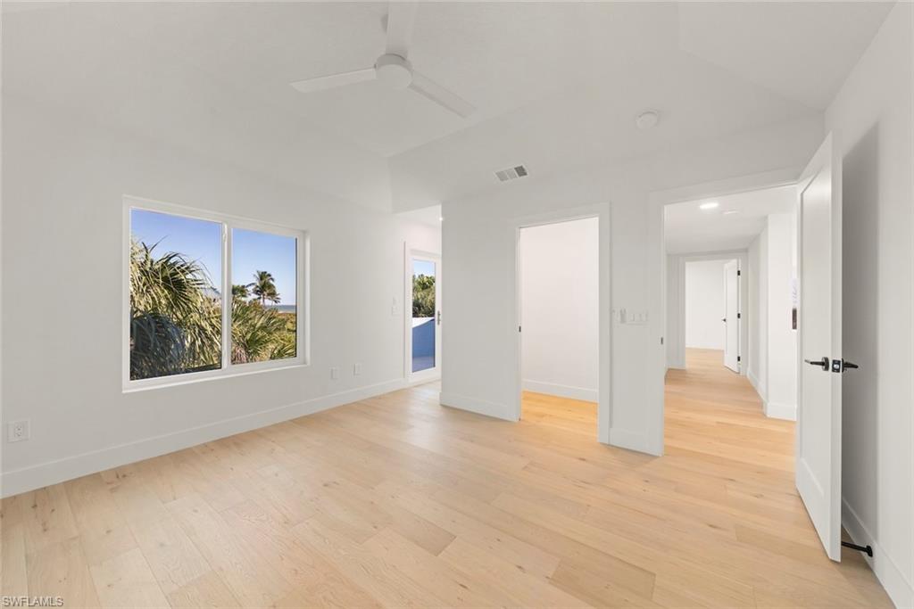 KINZIE ISLAND - Residential