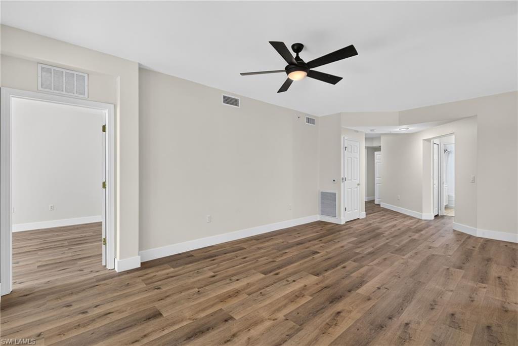 1295 Henley ST 1207
