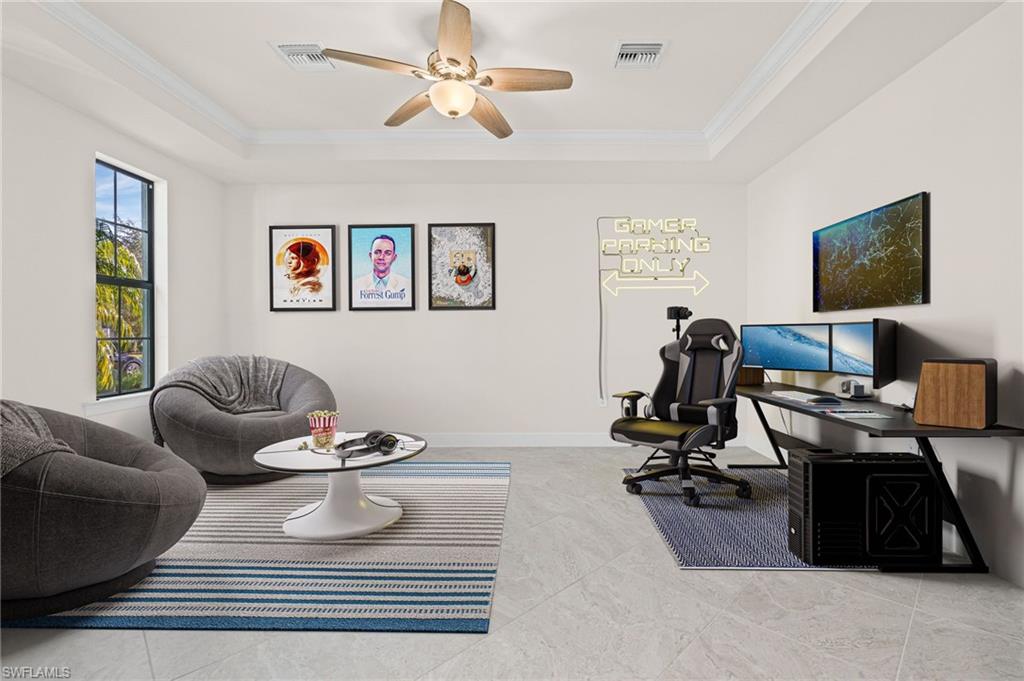 HAMPTON LAKES - Residential