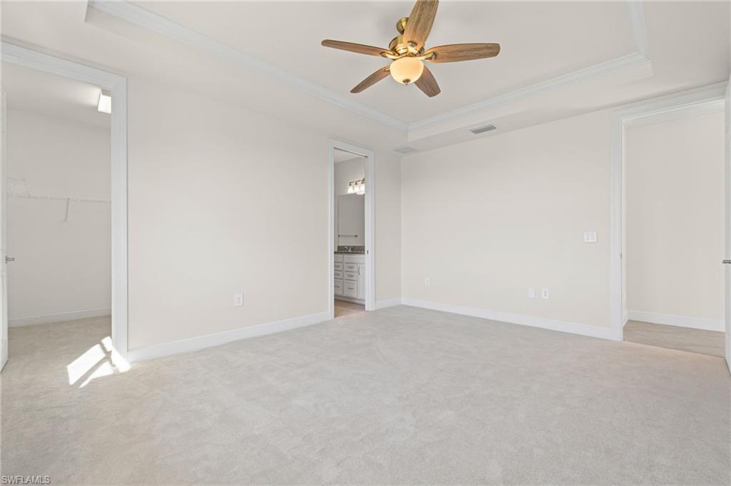 HAMPTON LAKES - Residential