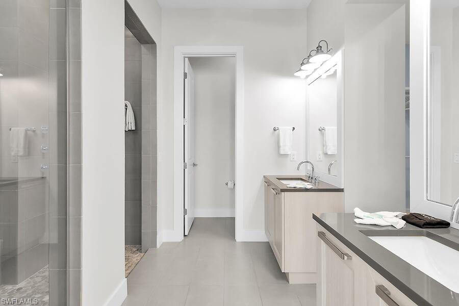 MARCO BEACH - Residential